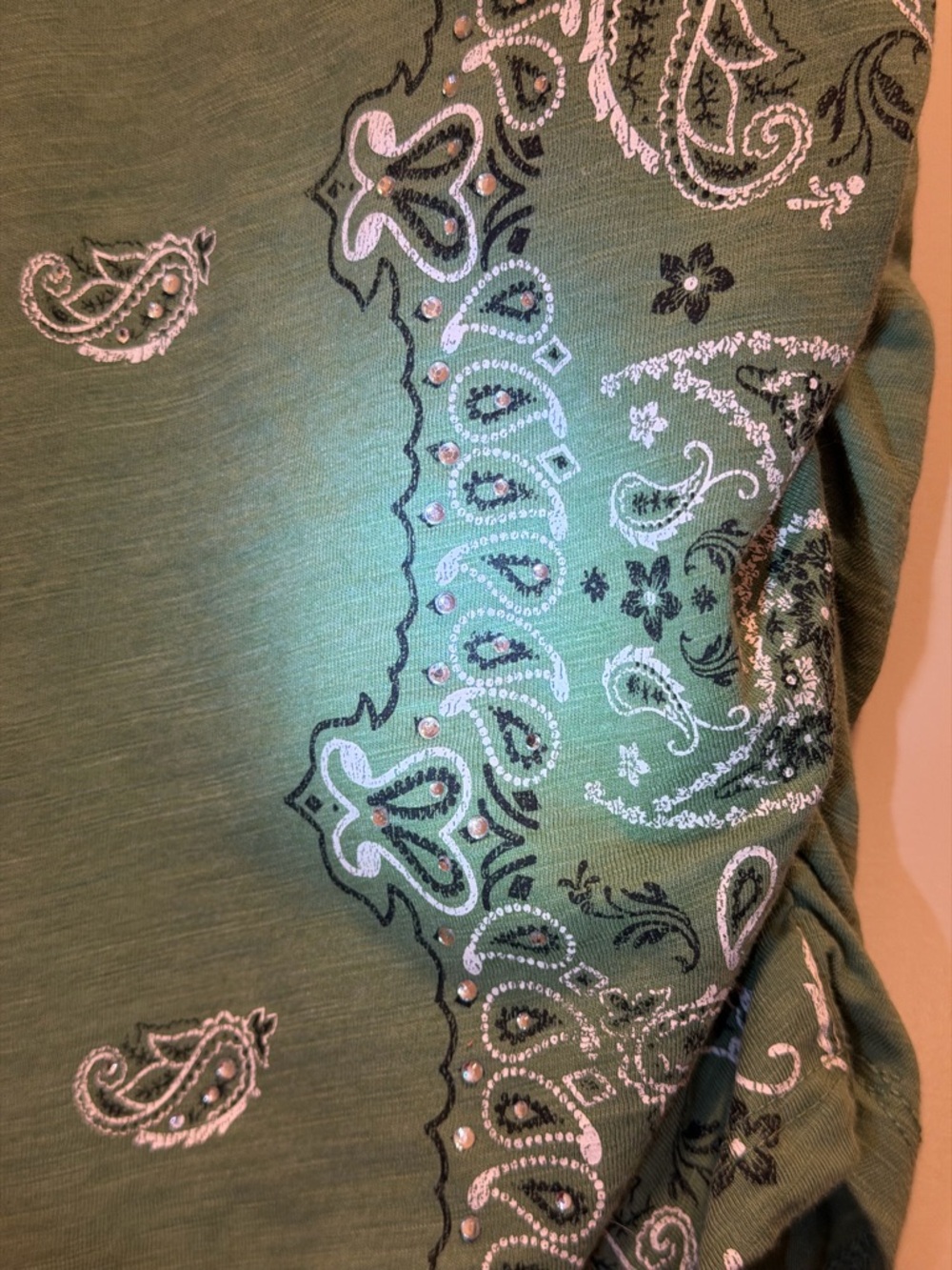 Lane Bryant Olive Green Bandana-Print Short Sleeve Tee - Picture 6 of 10